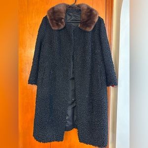 Vintage Persian lamb with mink collar winter coat. Very heavy EUC